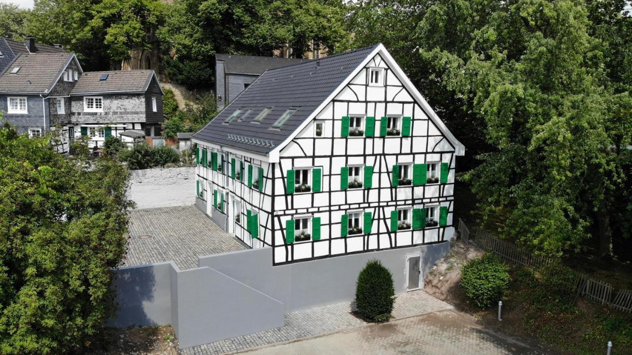 Hotel Graefrather Hof Solingen Exterior foto